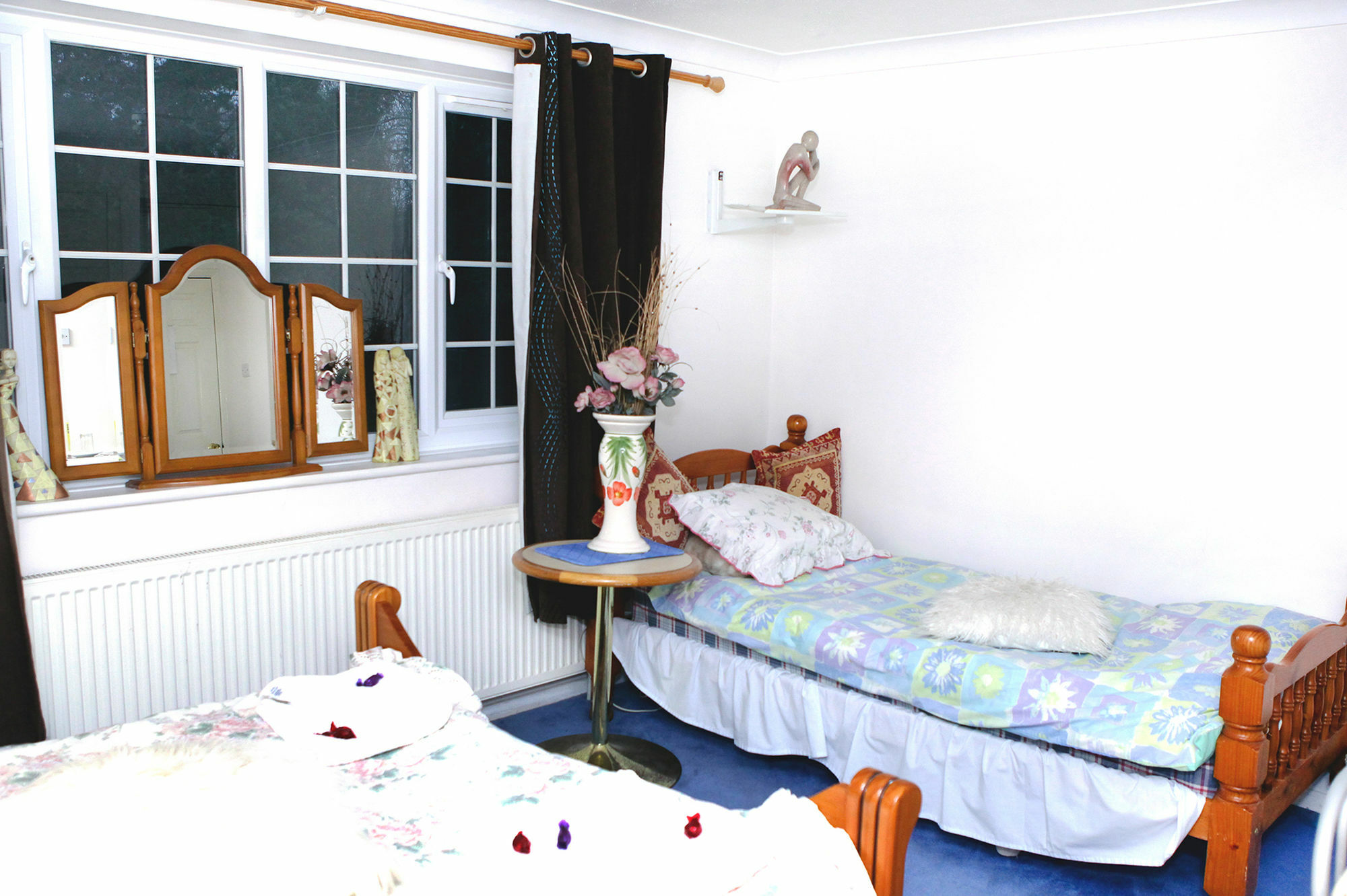 Da Vinci Guest House & Guest Parking, A Real Gem كرولي المظهر الخارجي الصورة